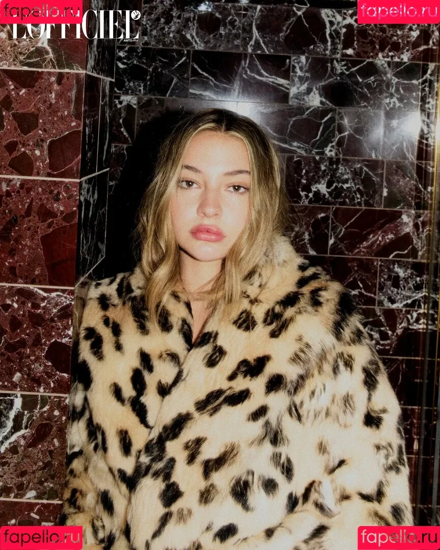 Madelyn Cline / madelyncline Onlyfans Photo Gallery 