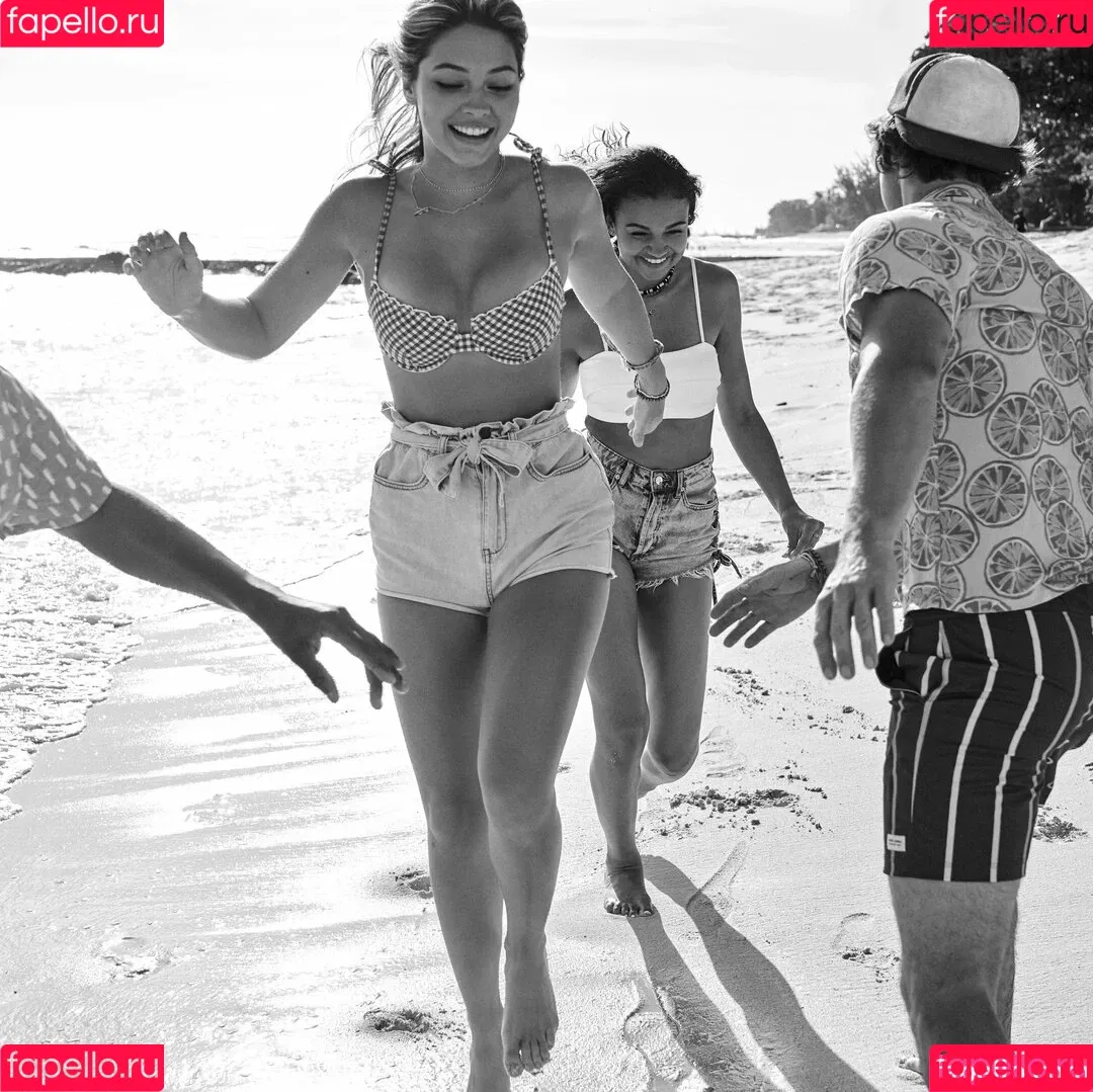 Madelyn Cline / madelyncline Onlyfans Photo Gallery 