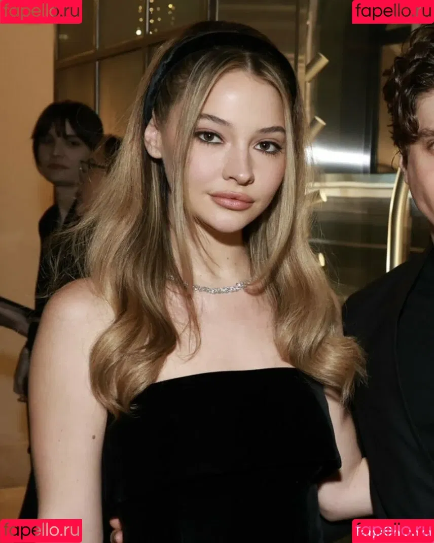 Madelyn Cline / madelyncline Onlyfans Photo Gallery 