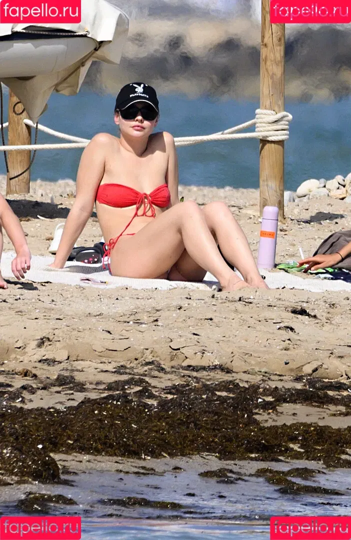 Madelyn Cline / madelyncline Onlyfans Photo Gallery 