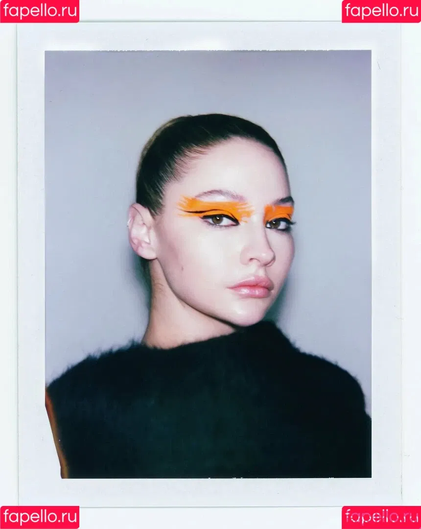 Madelyn Cline / madelyncline Onlyfans Photo Gallery 