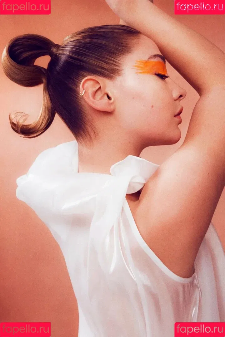 Madelyn Cline / madelyncline Onlyfans Photo Gallery 