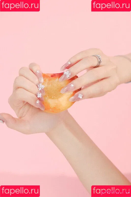 Momo Sakura / sakumomo1203 / sakuramomo_official / 桜空もも Onlyfans Photo Gallery 