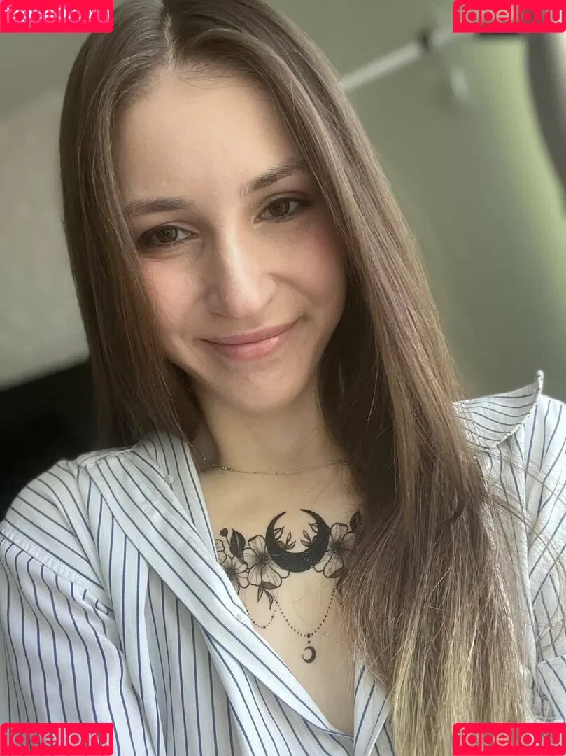 Mini Mila / mini.mi_la / minimila Onlyfans Photo Gallery 