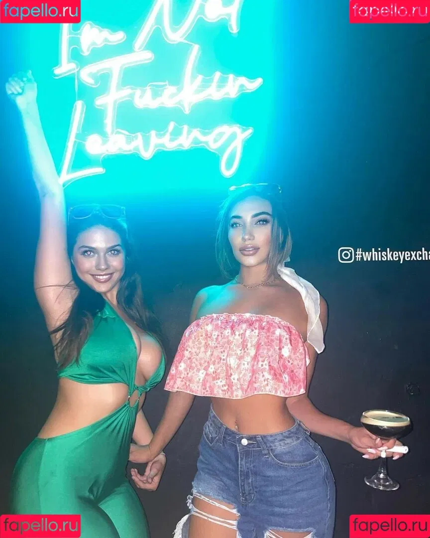 Maddy Mahmoudi / MaddyMahmoudi / Maddy_mahmoudi / u268798505 Onlyfans Photo Gallery 