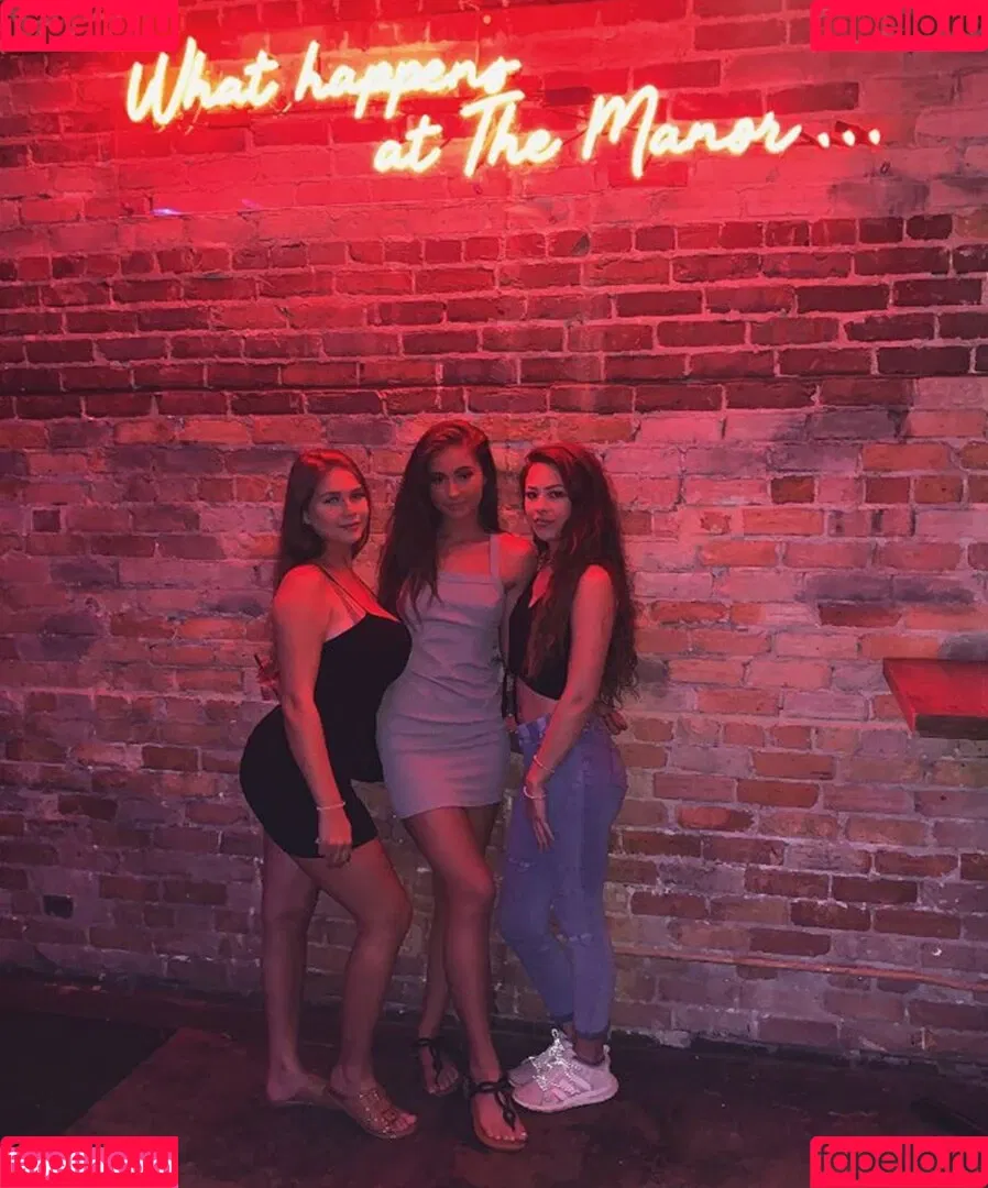 Maddy Mahmoudi / MaddyMahmoudi / Maddy_mahmoudi / u268798505 Onlyfans Photo Gallery 