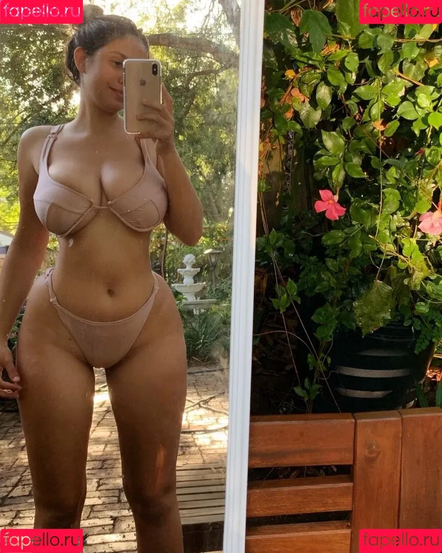 Maddy Mahmoudi / MaddyMahmoudi / Maddy_mahmoudi / u268798505 Onlyfans Photo Gallery 