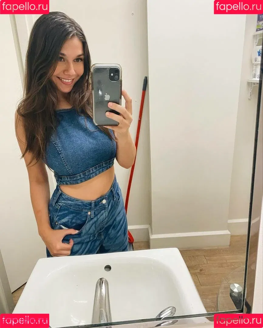 Maddy Mahmoudi / MaddyMahmoudi / Maddy_mahmoudi / u268798505 Onlyfans Photo Gallery 