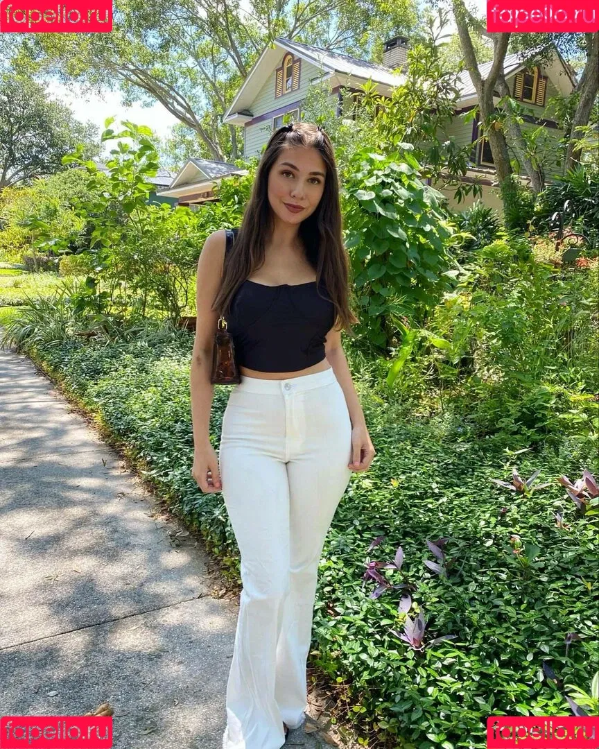 Maddy Mahmoudi / MaddyMahmoudi / Maddy_mahmoudi / u268798505 Onlyfans Photo Gallery 