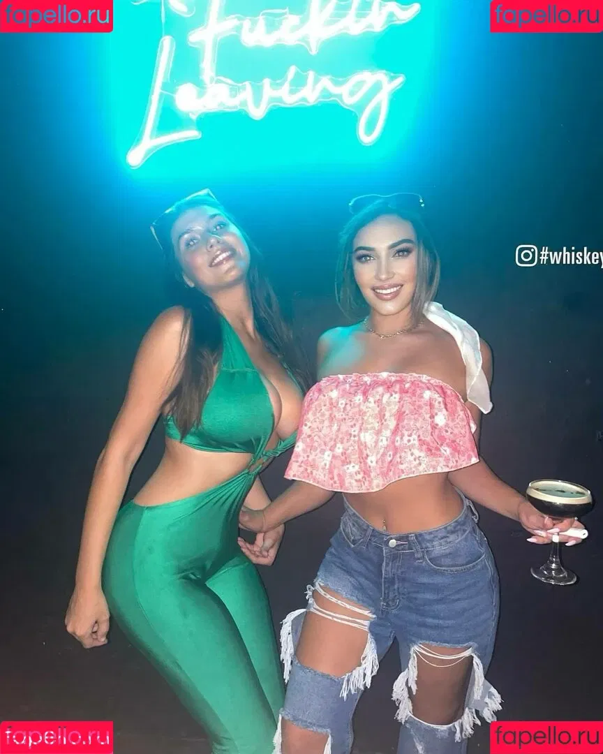 Maddy Mahmoudi / MaddyMahmoudi / Maddy_mahmoudi / u268798505 Onlyfans Photo Gallery 