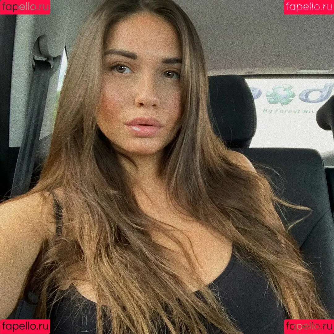 Maddy Mahmoudi / MaddyMahmoudi / Maddy_mahmoudi / u268798505 Onlyfans Photo Gallery 