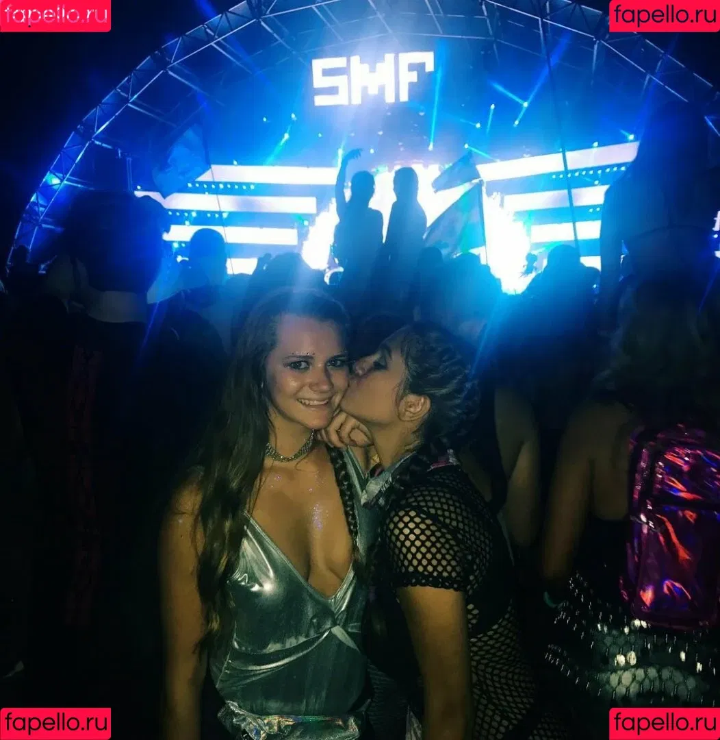 Maddy Mahmoudi / MaddyMahmoudi / Maddy_mahmoudi / u268798505 Onlyfans Photo Gallery 