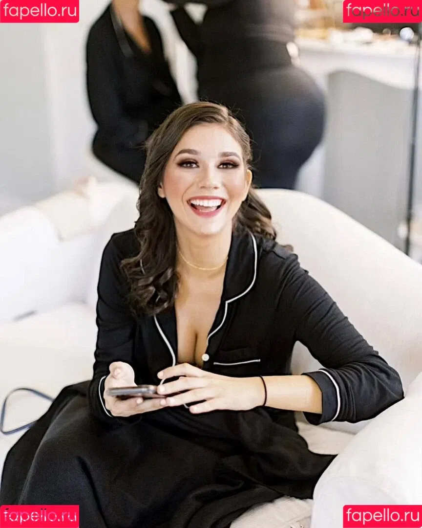 Maddy Mahmoudi / MaddyMahmoudi / Maddy_mahmoudi / u268798505 Onlyfans Photo Gallery 