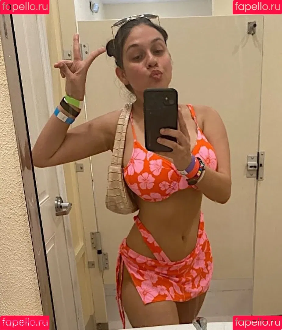 Maddy Mahmoudi / MaddyMahmoudi / Maddy_mahmoudi / u268798505 Onlyfans Photo Gallery 