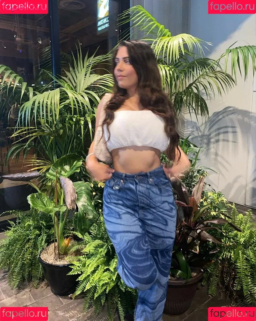 Maddy Mahmoudi / MaddyMahmoudi / Maddy_mahmoudi / u268798505 Onlyfans Photo Gallery 