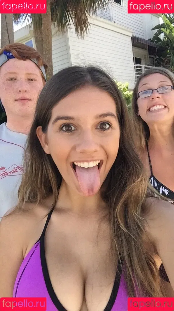 Maddy Mahmoudi / MaddyMahmoudi / Maddy_mahmoudi / u268798505 Onlyfans Photo Gallery 