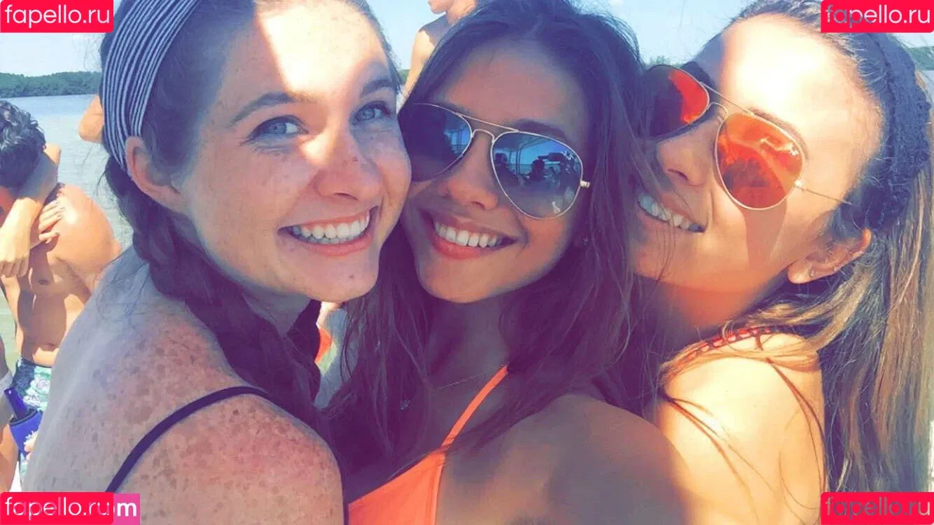 Maddy Mahmoudi / MaddyMahmoudi / Maddy_mahmoudi / u268798505 Onlyfans Photo Gallery 