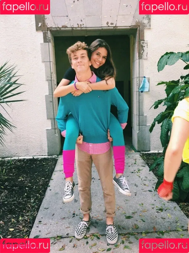 Maddy Mahmoudi / MaddyMahmoudi / Maddy_mahmoudi / u268798505 Onlyfans Photo Gallery 