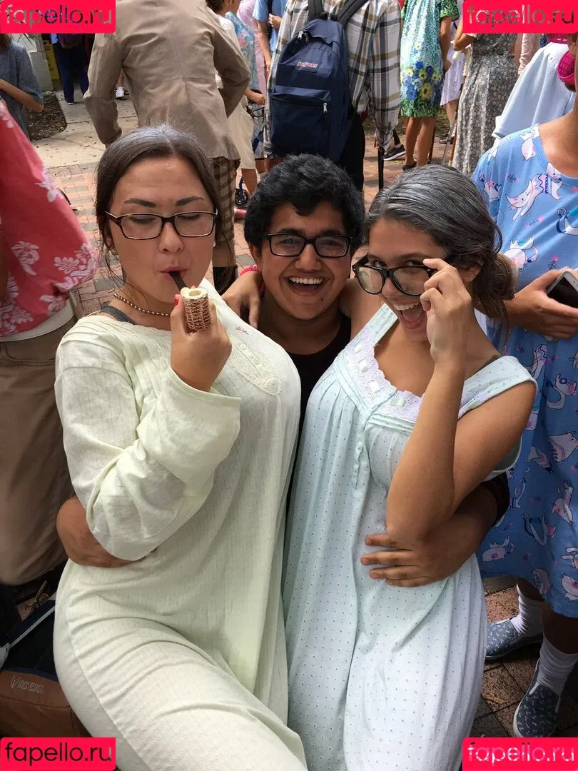 Maddy Mahmoudi / MaddyMahmoudi / Maddy_mahmoudi / u268798505 Onlyfans Photo Gallery 