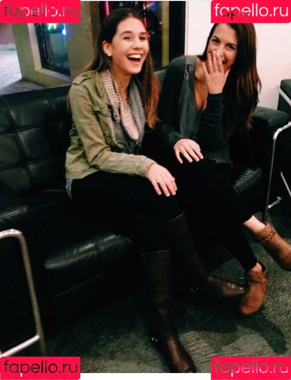 Maddy Mahmoudi / MaddyMahmoudi / Maddy_mahmoudi / u268798505 Onlyfans Photo Gallery 