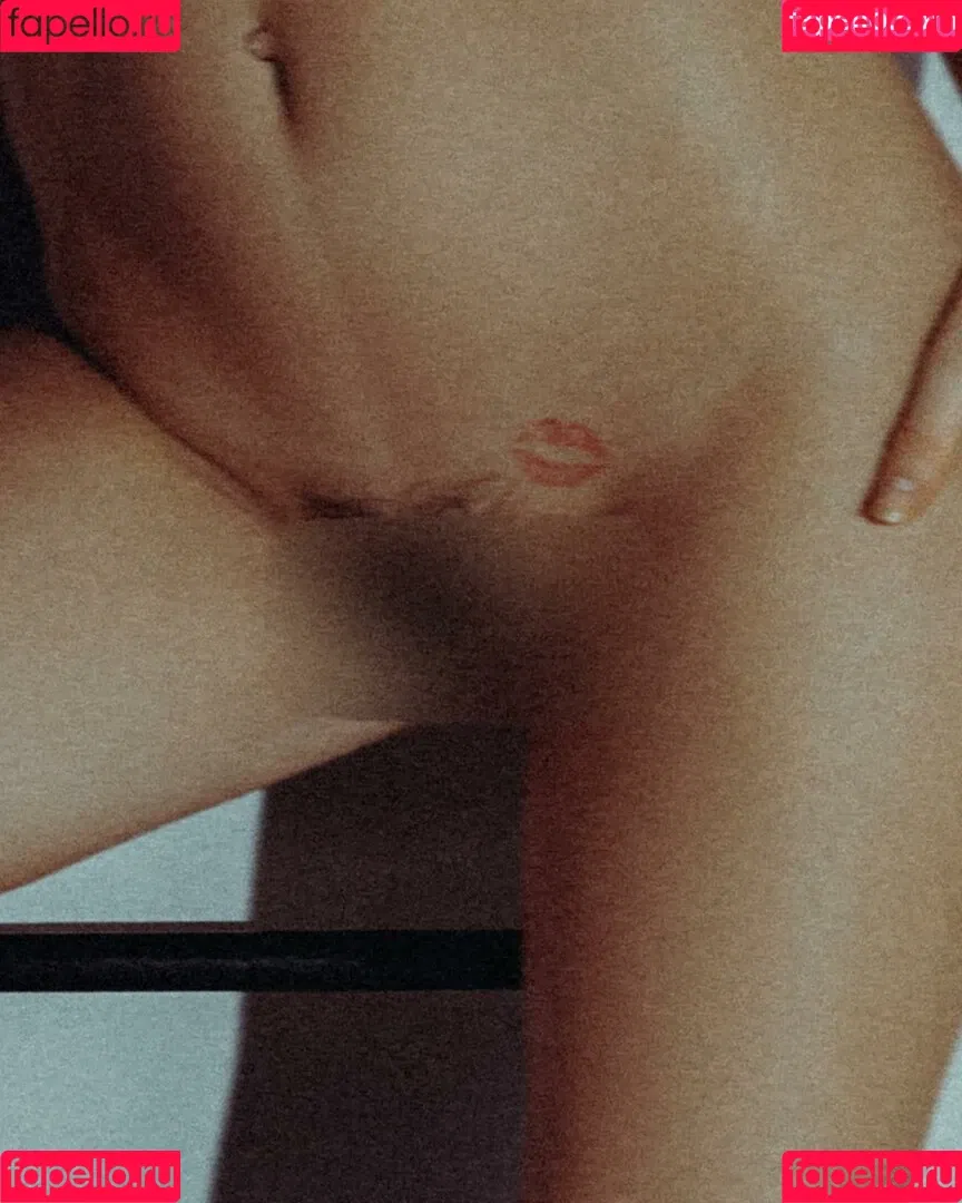 aliya__kiss / aliya_kiss Onlyfans Photo Gallery 