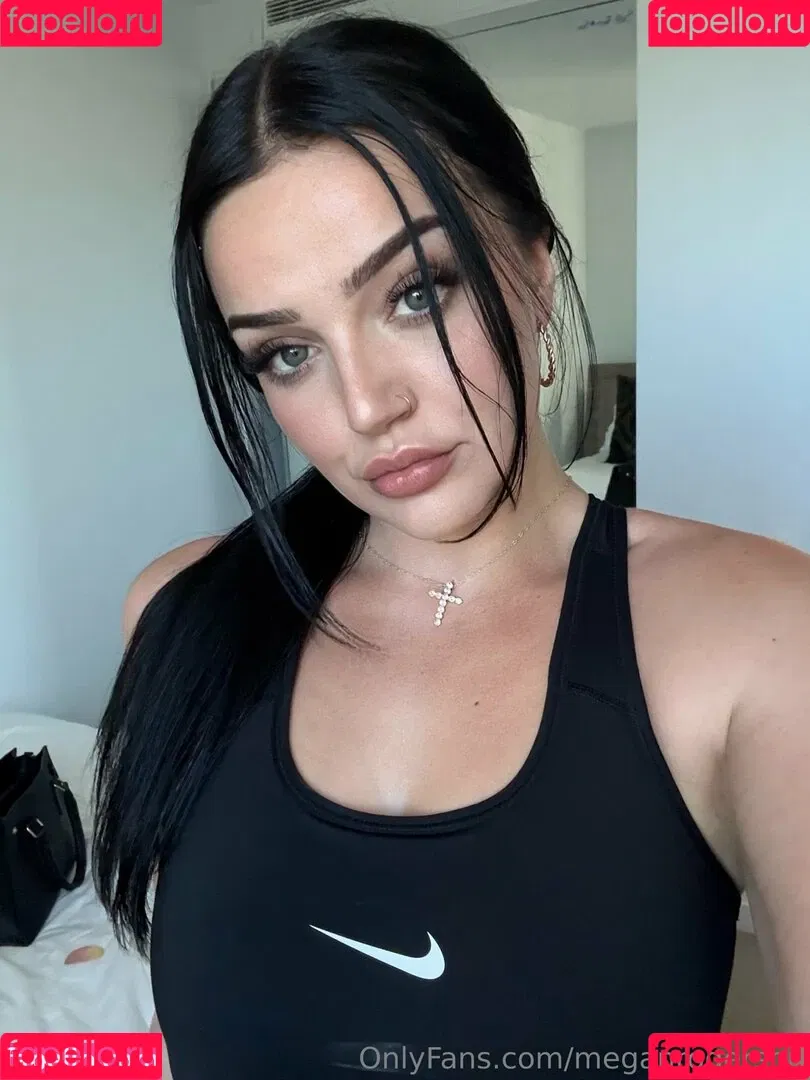 _meganrogerson / meganrogerson Onlyfans Photo Gallery 