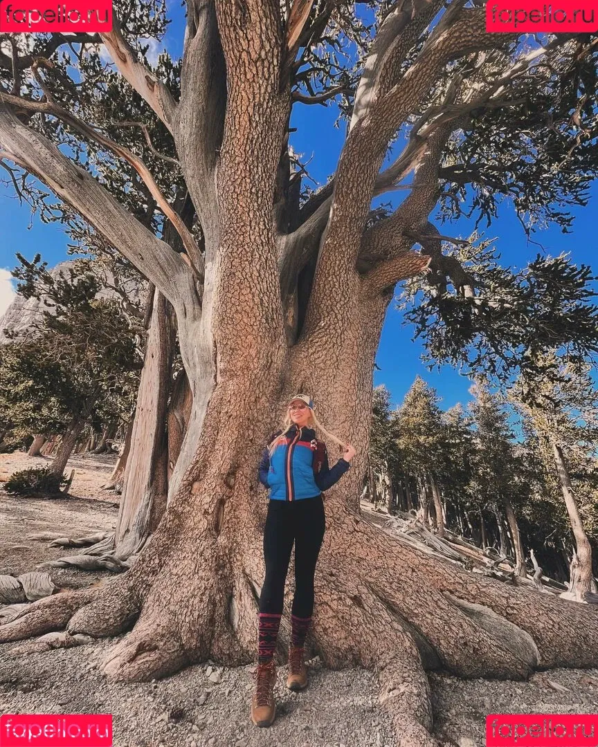 Simp Chat / Tara Babcock / tarababcock Onlyfans Photo Gallery 