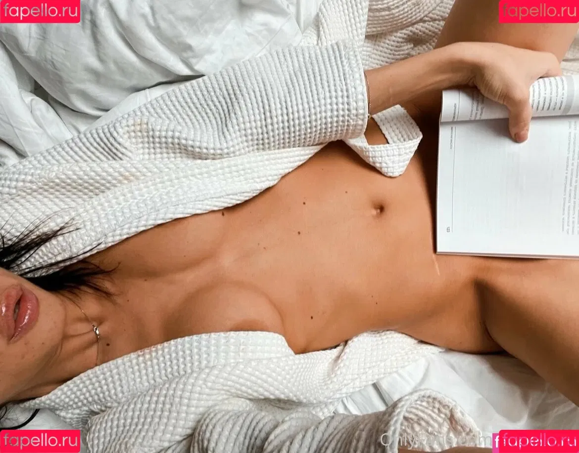 mishnikki / nicoleevien Onlyfans Photo Gallery 