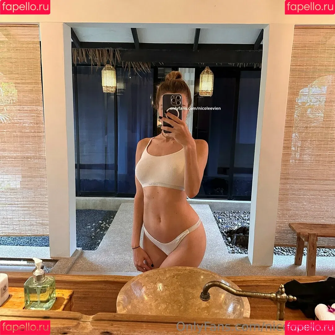 mishnikki / nicoleevien Onlyfans Photo Gallery 