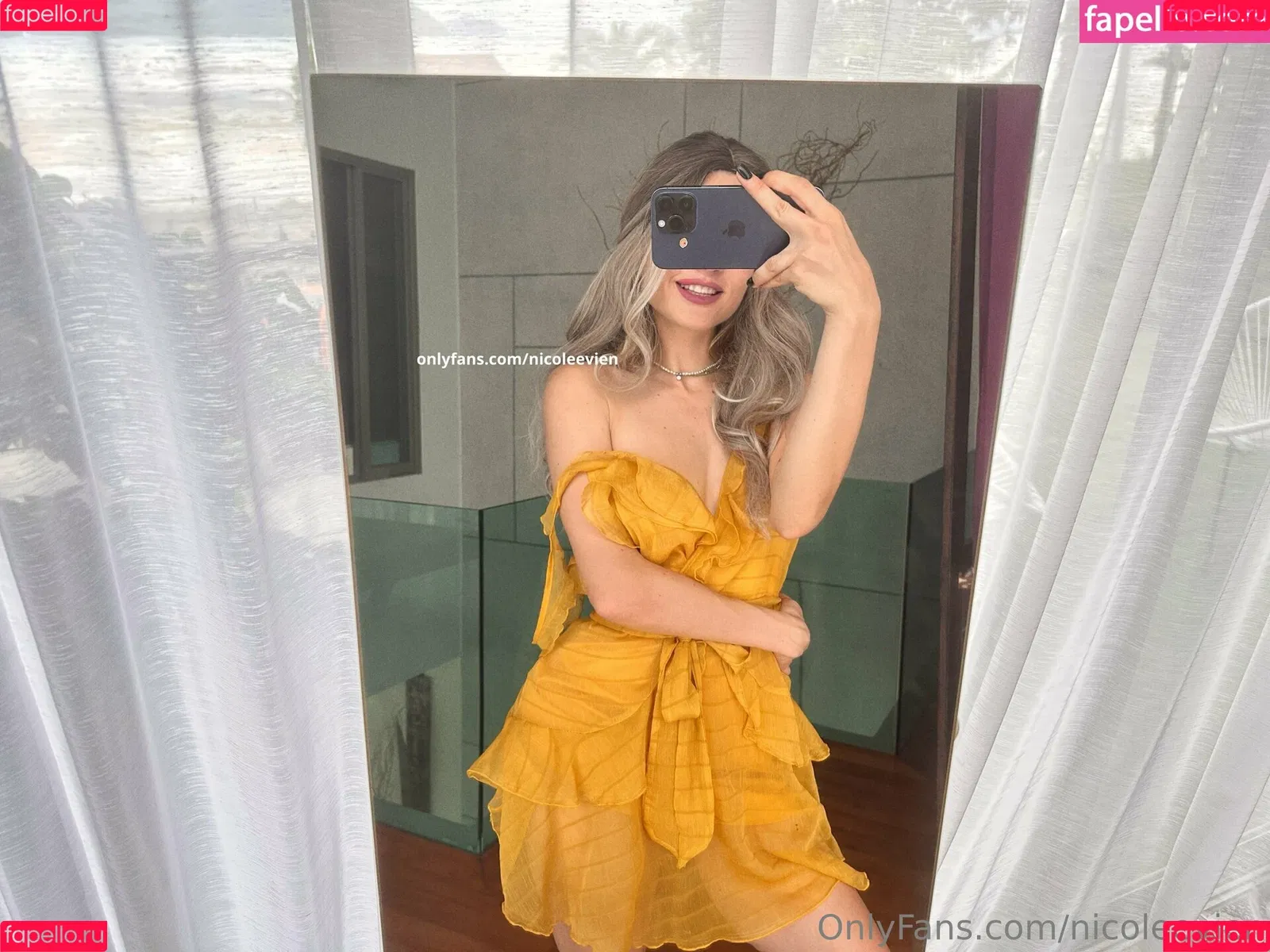 mishnikki / nicoleevien Onlyfans Photo Gallery 