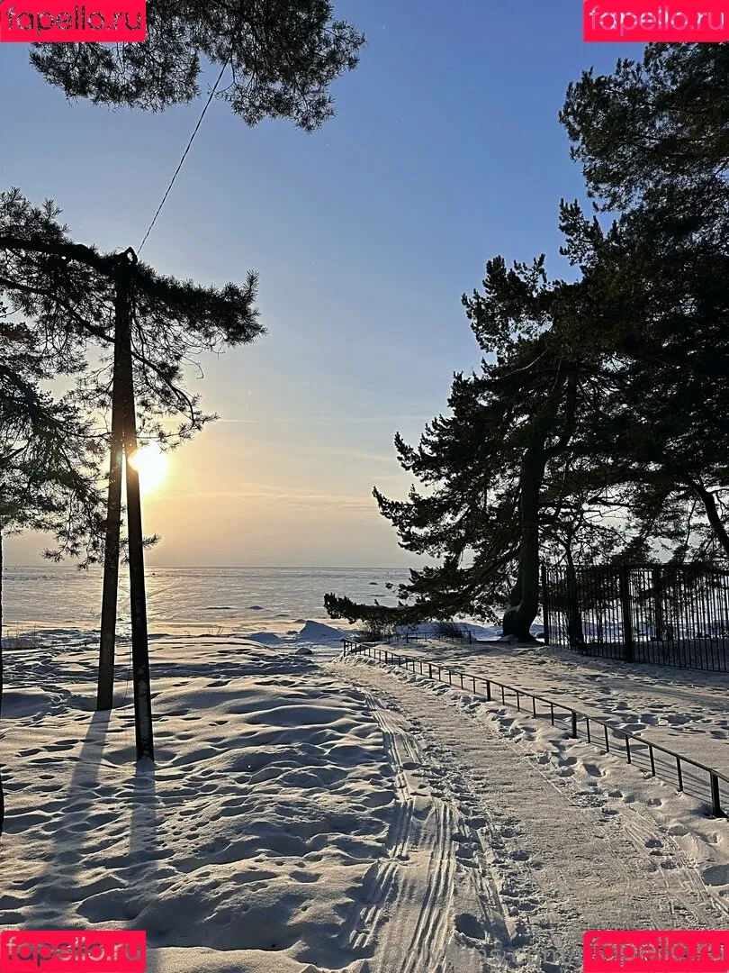 mishnikki / nicoleevien Onlyfans Photo Gallery 