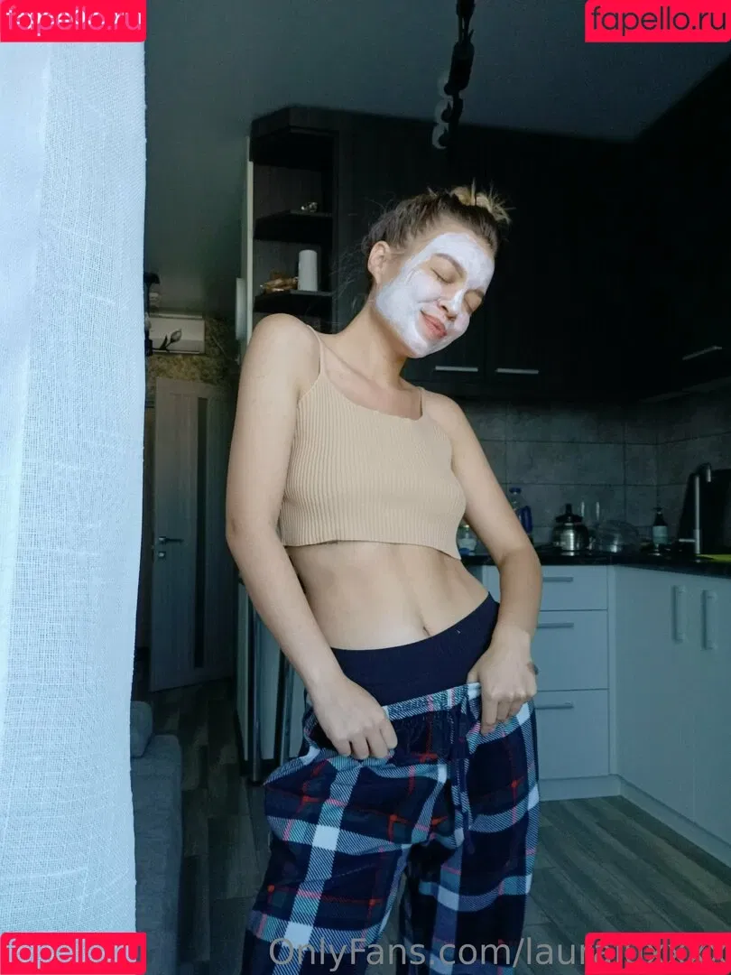 roxanne_moore / roxy_therealist Onlyfans Photo Gallery 