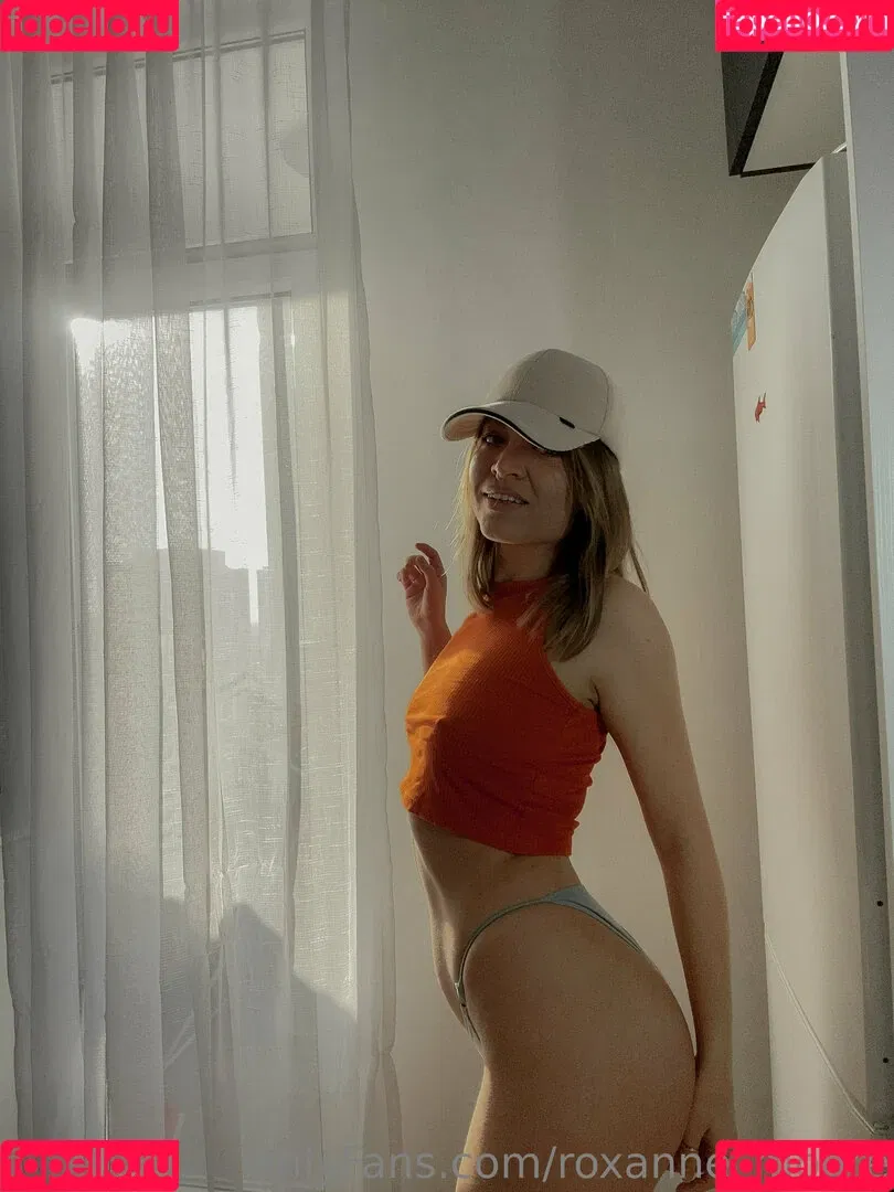 roxanne_moore / roxy_therealist Onlyfans Photo Gallery 