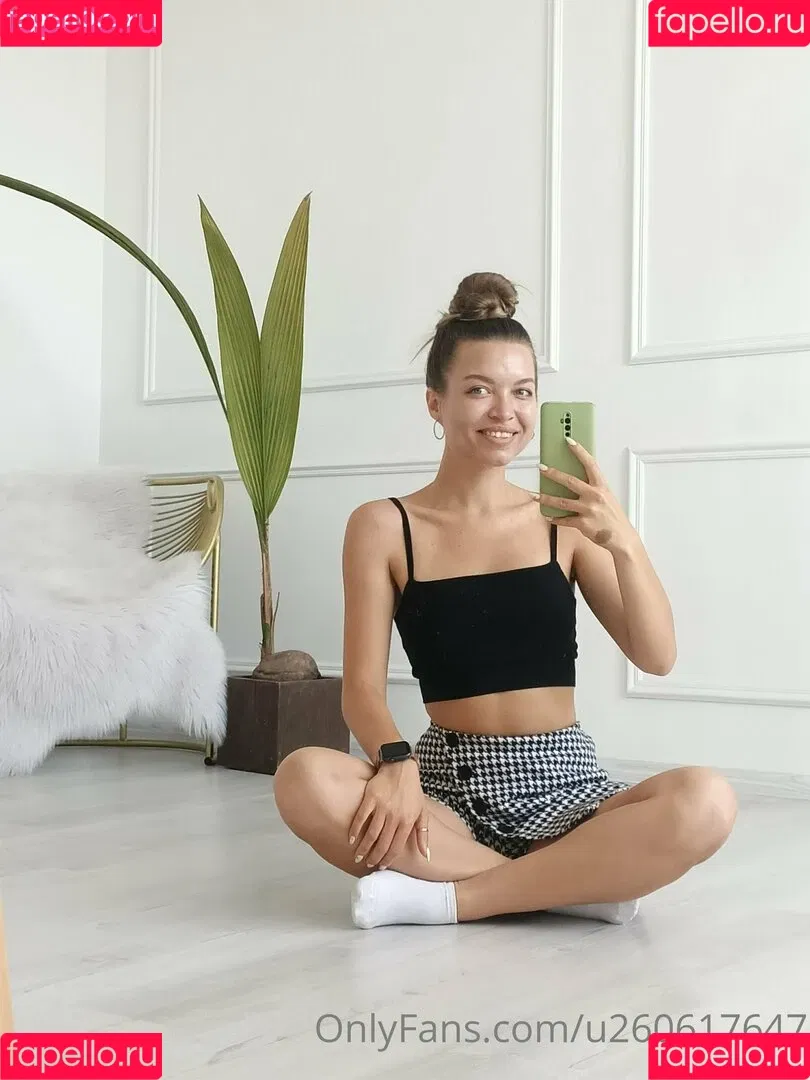 roxanne_moore / roxy_therealist Onlyfans Photo Gallery 