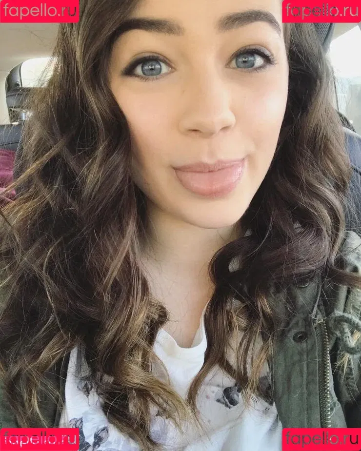 Mary Mouser / missmarymmouser Onlyfans Photo Gallery 