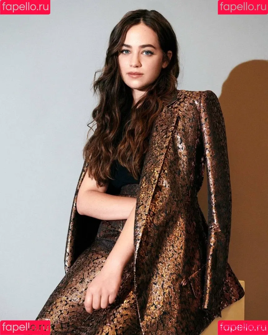 Mary Mouser / missmarymmouser Onlyfans Photo Gallery 