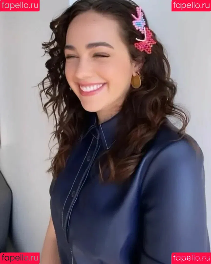 Mary Mouser / missmarymmouser Onlyfans Photo Gallery 