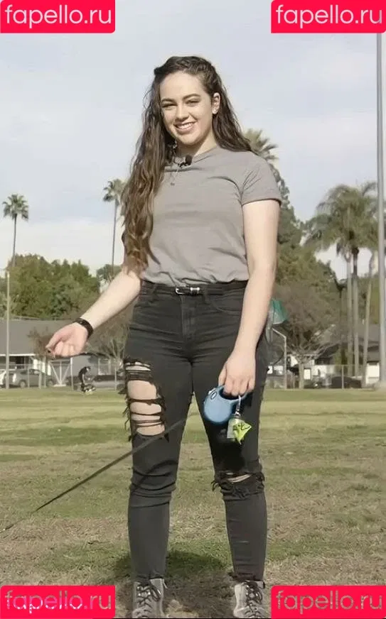 Mary Mouser / missmarymmouser Onlyfans Photo Gallery 