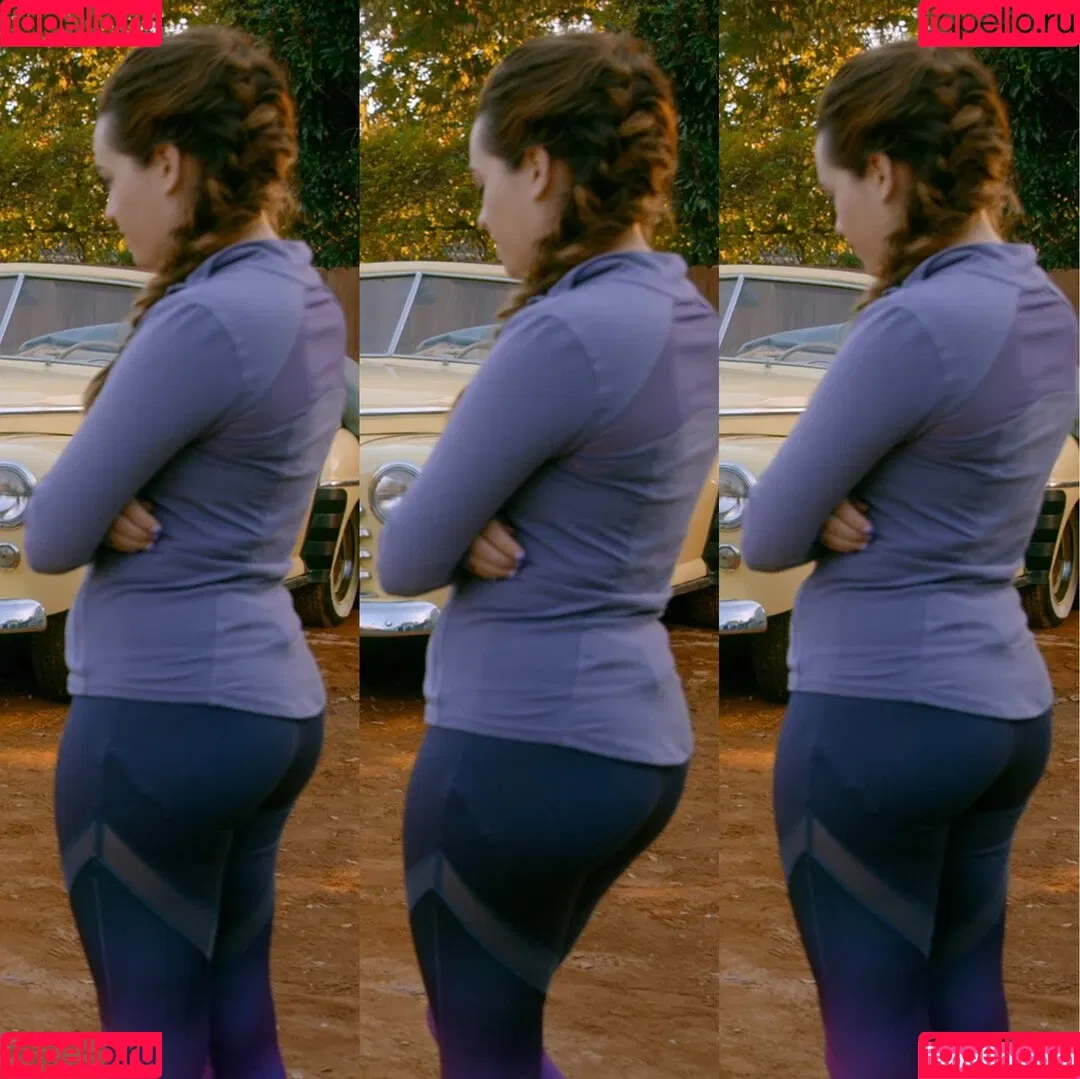 Mary Mouser / missmarymmouser Onlyfans Photo Gallery 