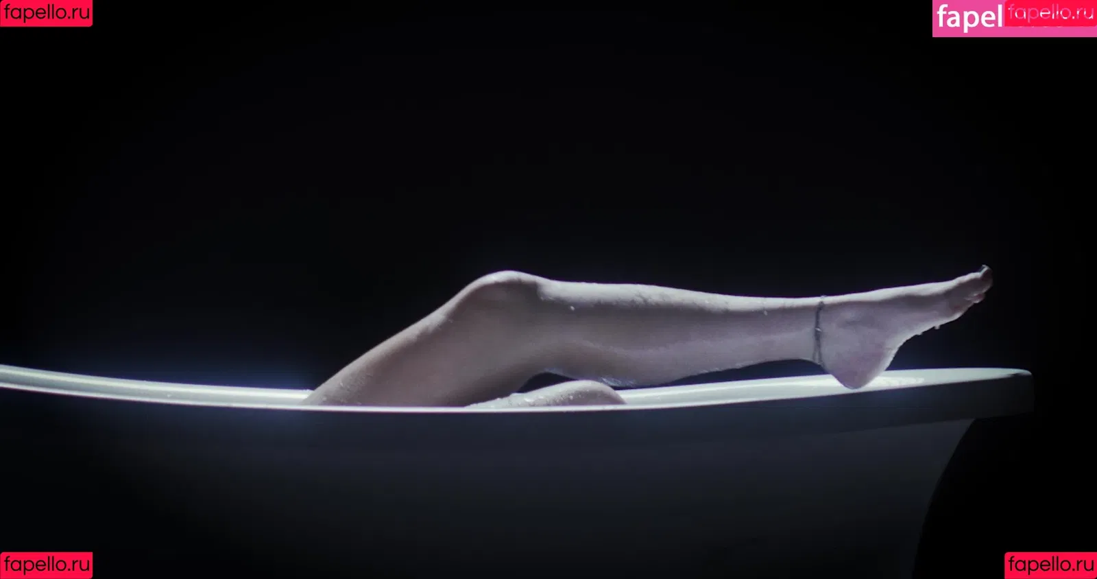 Mary Mouser / missmarymmouser Onlyfans Photo Gallery 