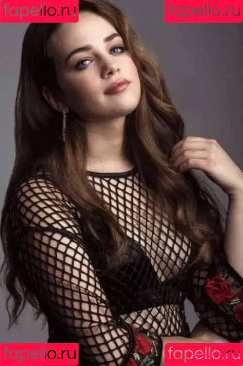 Mary Mouser / missmarymmouser Onlyfans Photo Gallery 