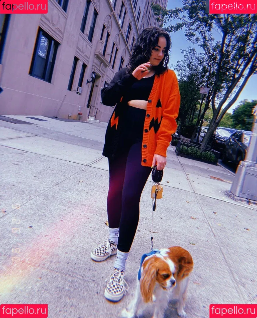 Mary Mouser / missmarymmouser Onlyfans Photo Gallery 