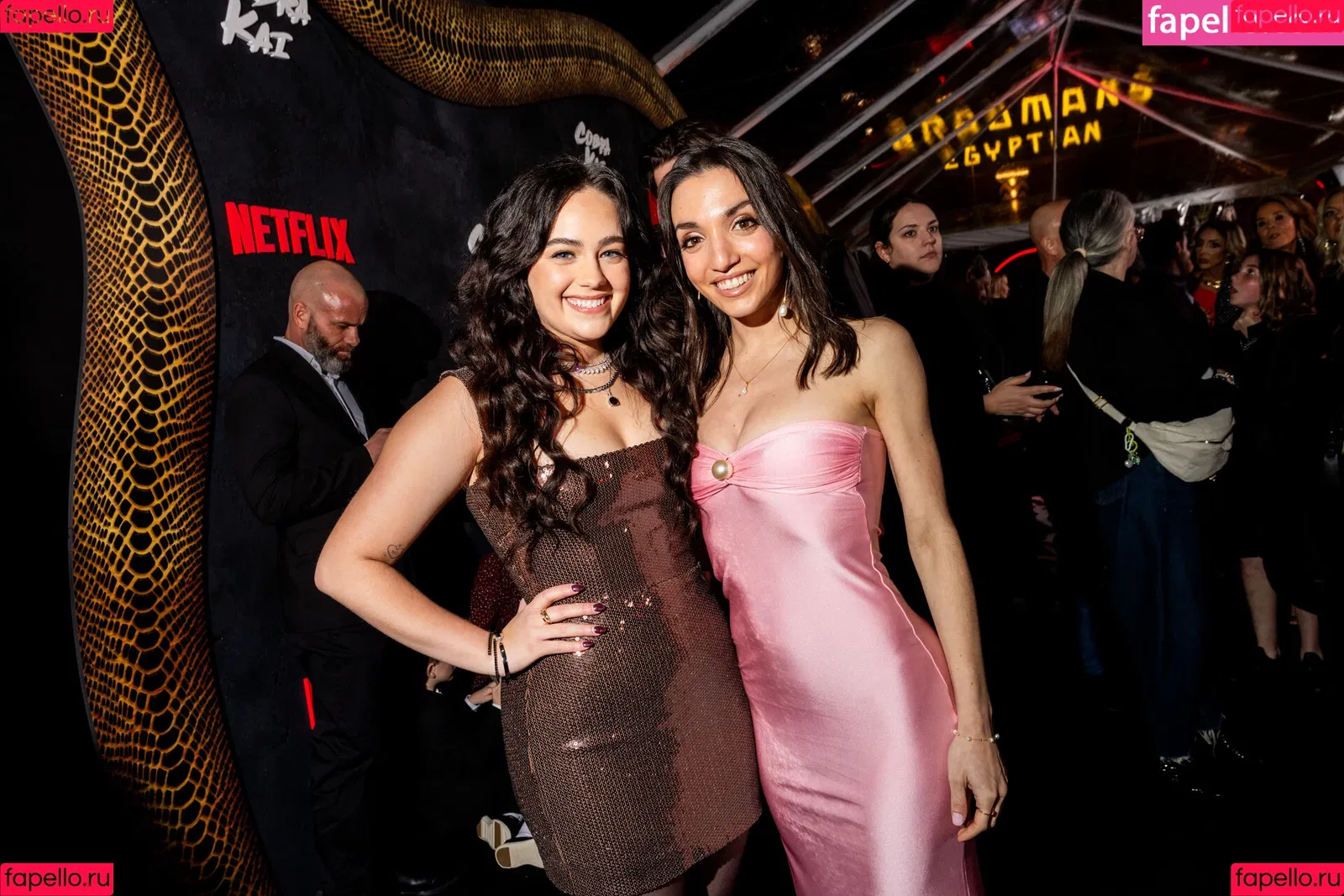 Mary Mouser / missmarymmouser Onlyfans Photo Gallery 