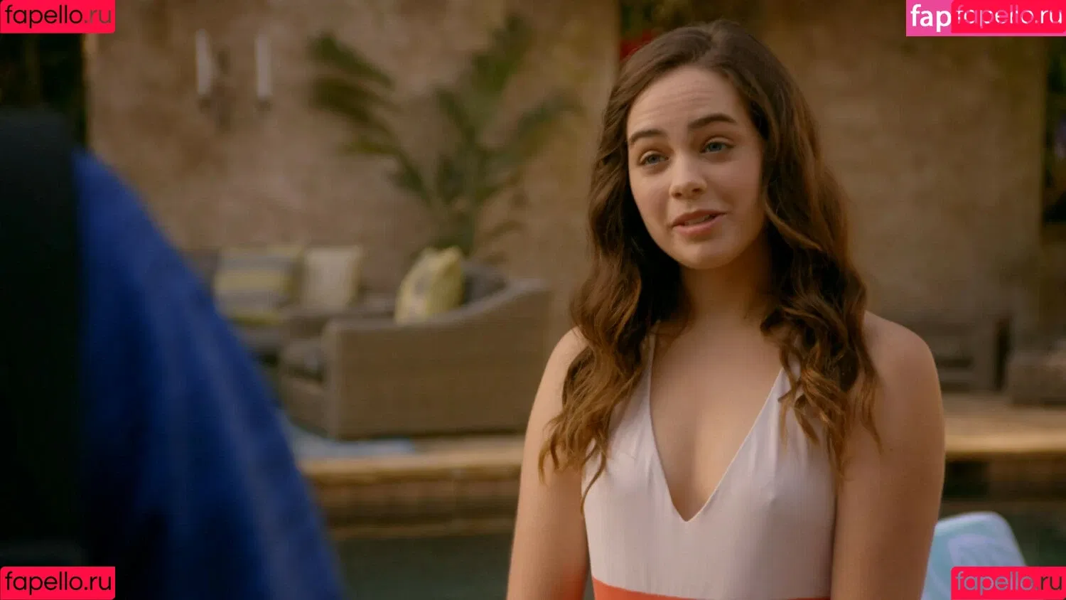 Mary Mouser / missmarymmouser Onlyfans Photo Gallery 