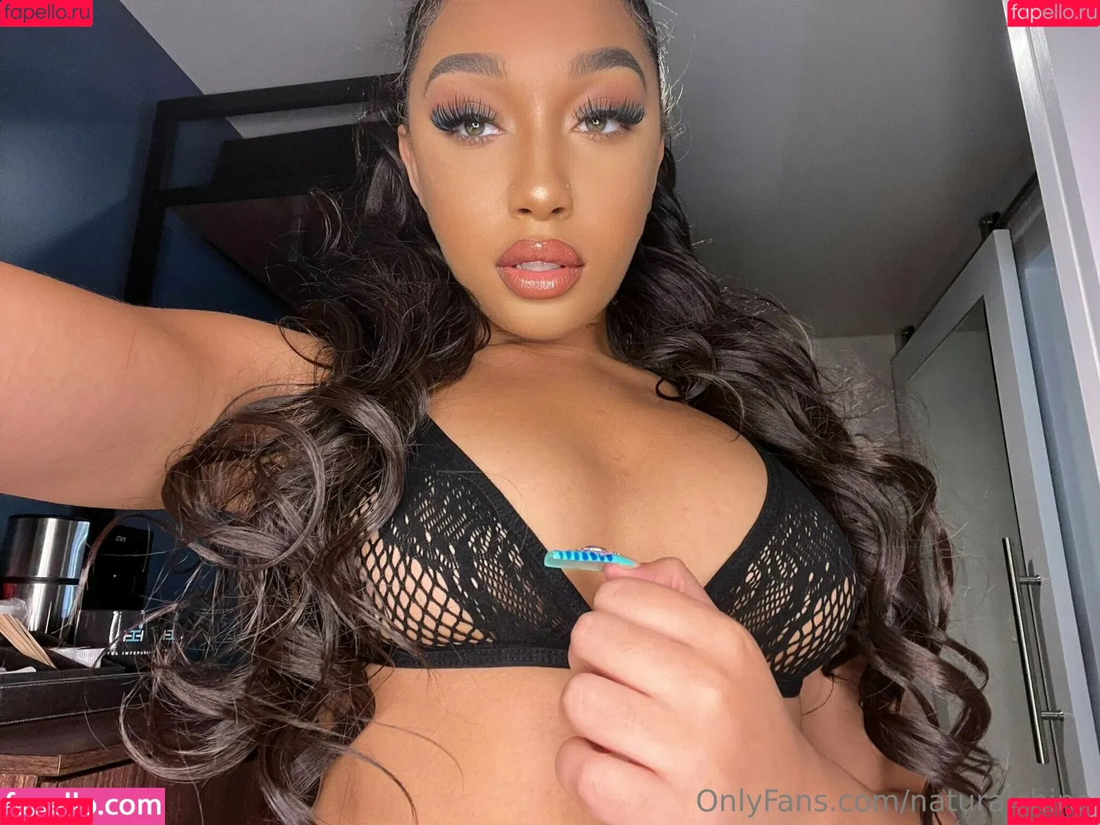 Bubble Booty / Naturalchina Onlyfans Photo Gallery 