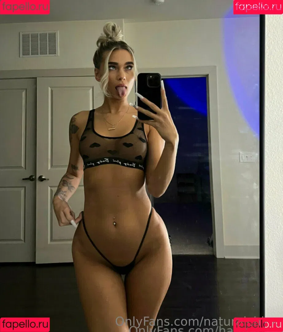 Bubble Booty / Naturalchina Onlyfans Photo Gallery 