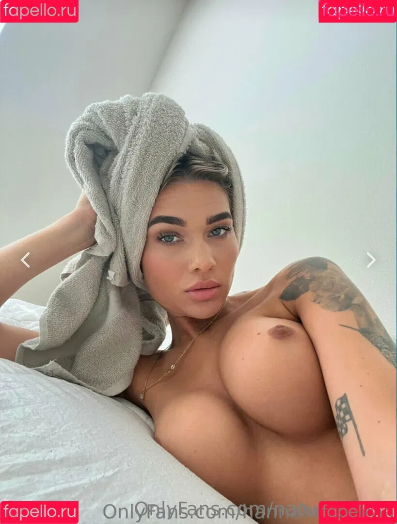 Bubble Booty / Naturalchina Onlyfans Photo Gallery 