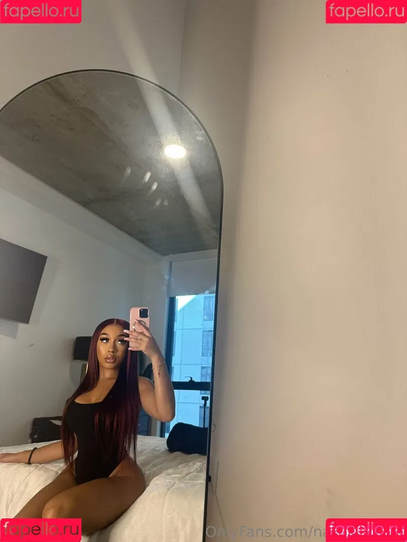 Bubble Booty / Naturalchina Onlyfans Photo Gallery 