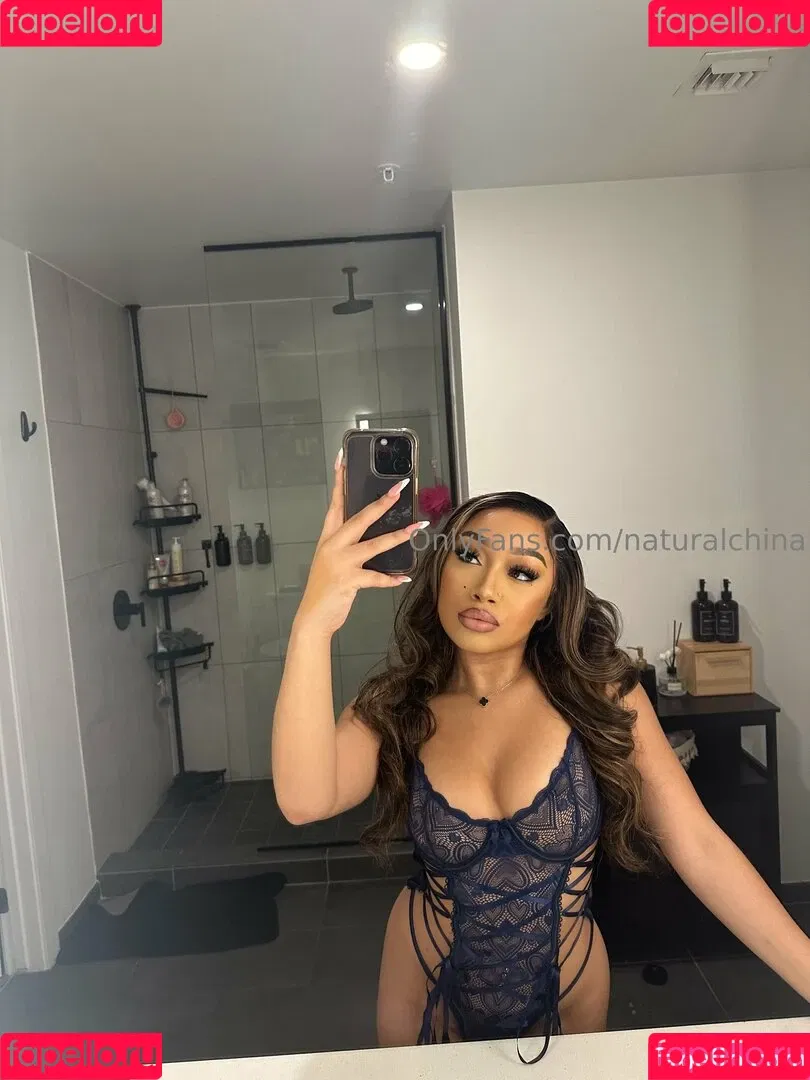 Bubble Booty / Naturalchina Onlyfans Photo Gallery 