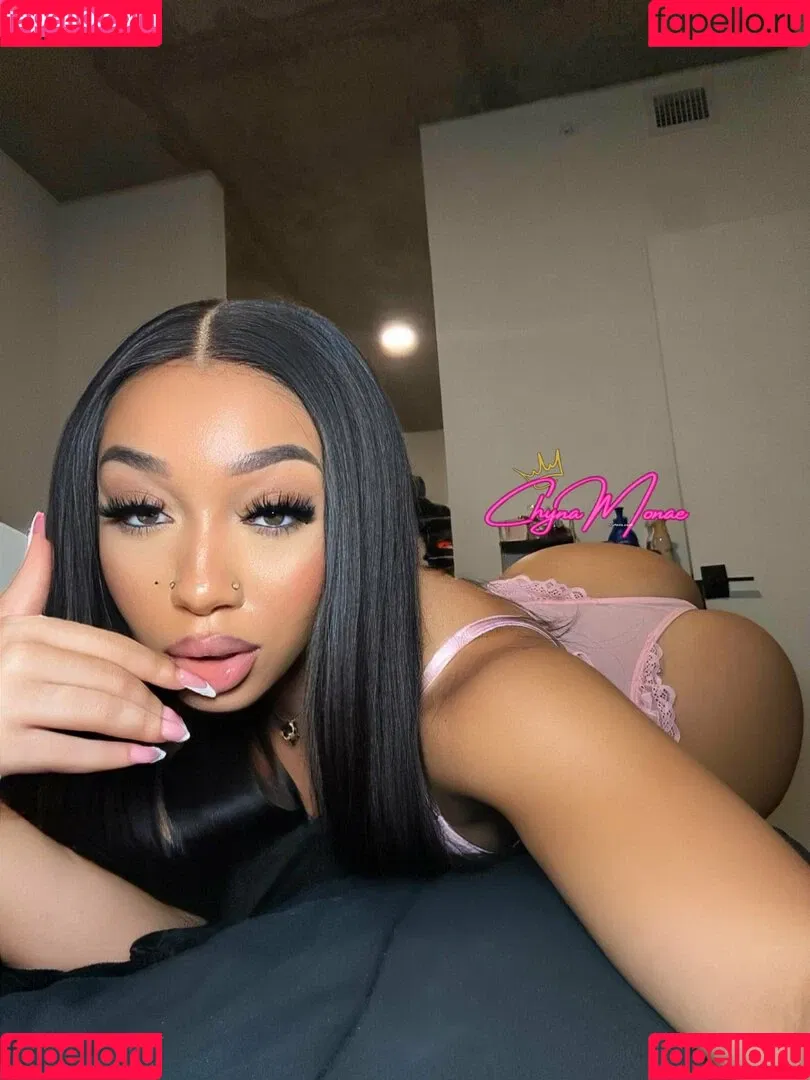 Bubble Booty / Naturalchina Onlyfans Photo Gallery 